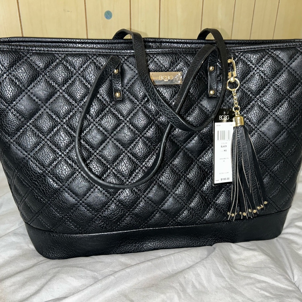 NWT BCBG Paris tote $200